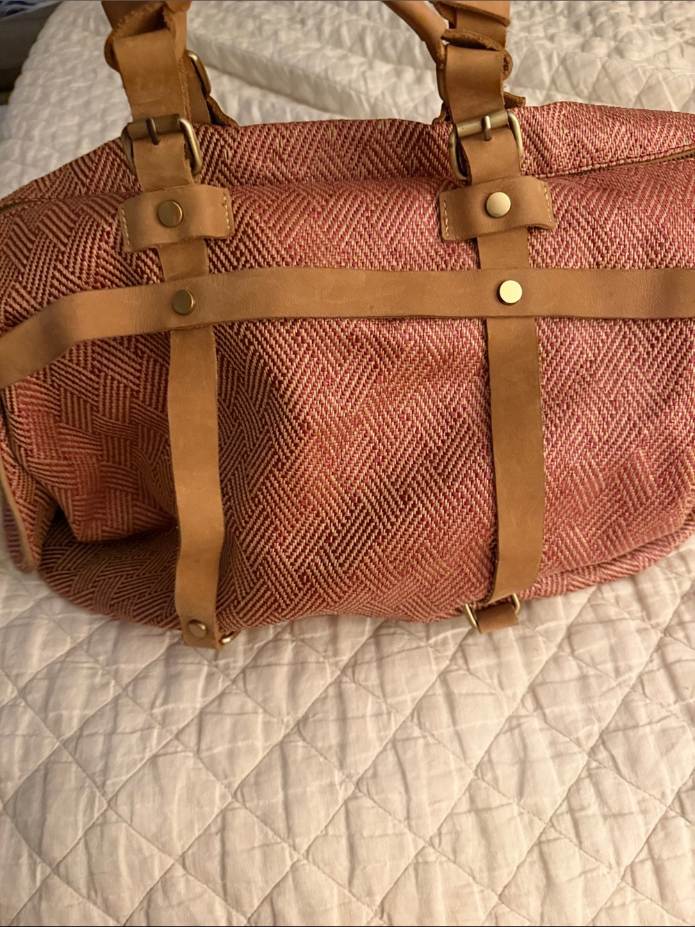Vintage Jesslyn Blake Anthologie Women’s Tan-Trim Coral Woven Chevron WeekendBag
